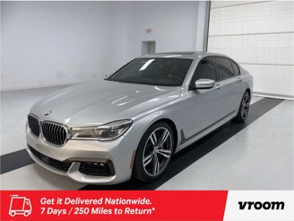 Photo Used 2017 BMW 750i  for sale