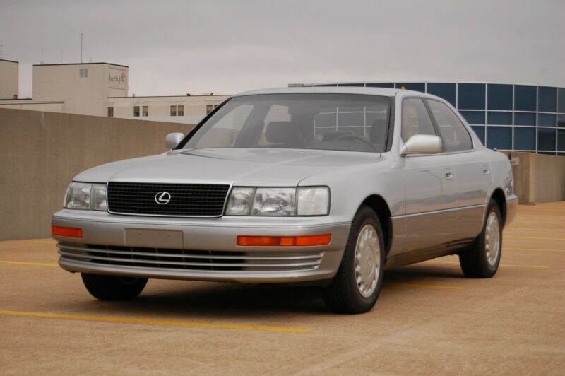 Lexus ls 1990