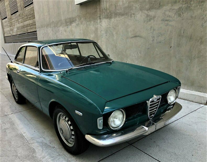 1968 Alfa Romeo Giulia GT 1300 Junior 105 Series Cars & Trucks For