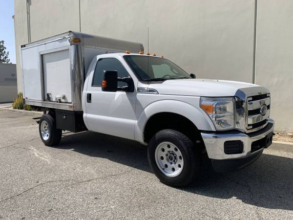 Photo Ford F350 4x4 839 Box Truck Enclosed Utility Service Plumbers Body F250 - $14,900 (4x4 Box Truck - Long Beach)