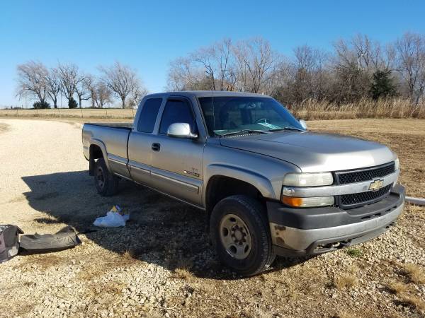 2001 Chevy 2500hd 4x4 8.1 liter! - $6000 (Ponca city) | Cars & Trucks