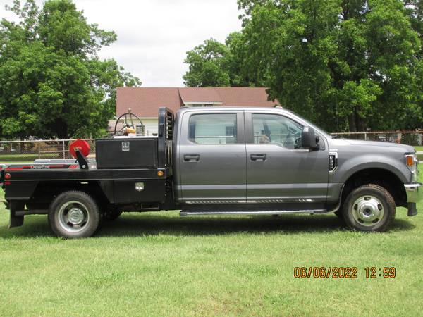 Photo PRICE REDUCED 2021 FORD F350 4X4 DUALLY QUAD CAB WBALE BED - $78,500 (Cushing, OK)