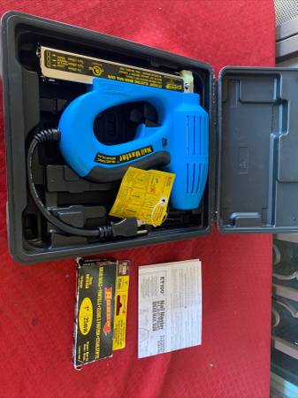 Arrow Nail Master Electric Brad Nail Gun Model Number Et100m $50 