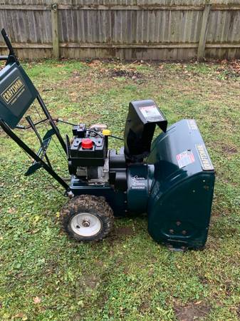 Excellent condition 24 inch craftsman snowblower with electric start ...