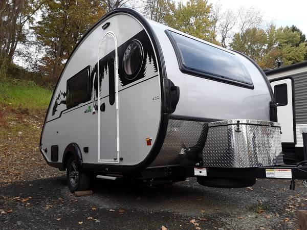 Like New 2022 NuCamp T@B 400 Teardrop Camper $32,000 | RV, RVs For Sale ...