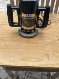 BLACK AND DECKER 7616 DELUXE ROUTER for Sale in St. Charles, IL - OfferUp