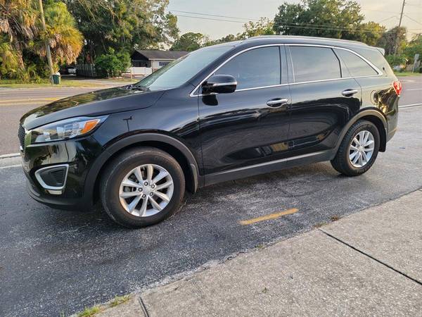 2017 Kia Sorento LX V6 Guaranteed Credit Approval