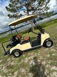 Club Car DS Golf Cart  4 900