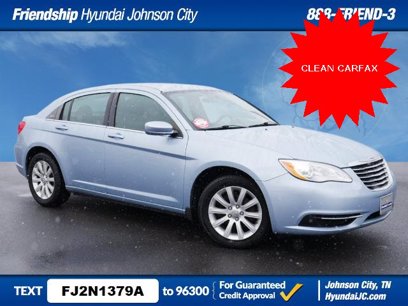 Photo Used 2014 Chrysler 200 Touring for sale