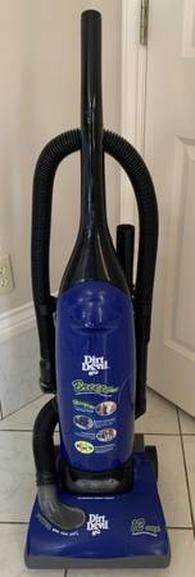 Dirt Devil Breeze Bagged Upright Vacuum Cleaner $45 | Apartments For ...