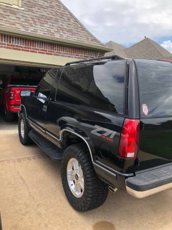 Photo 1997 Chevy Tahoe - $14,500 (Broken Arrow)