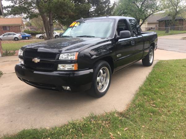 2004 Joe Gibbs Performance Silverado - $14998 (1253 S Memorial Dr