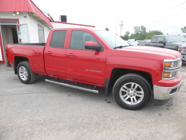 Photo 2015 CHEVY SILVERADO LT 4X4 DOUBLE CAB Red On Black - $27,988 (THE DEALER TRADER AUTO GROUP BRADLEY ST  81)