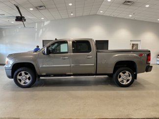 Photo Used 2012 GMC Sierra 2500 Denali w Suspension Package, Off-Road for sale