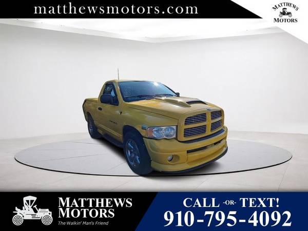 Photo 2004 Dodge Ram 1500 SLT Rumble Bee HEMI 5.7L 2WD Regular Cab (Dodge Ram 1500 Truck)