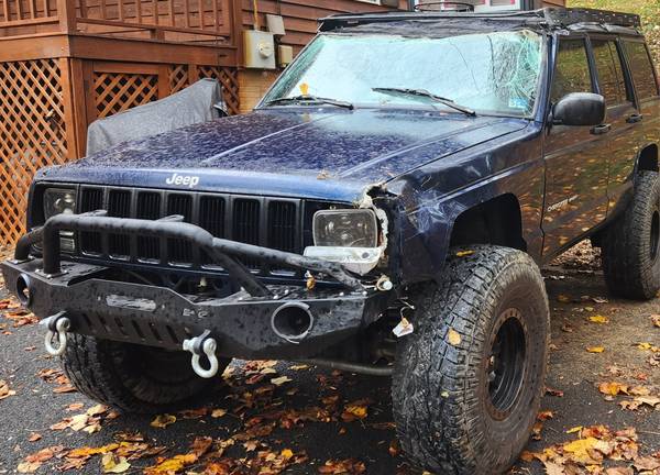 Photo 2001 jeep cherokee xj - $2,500 (Front royal, va)