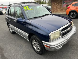 Photo Used 2002 Chevrolet Tracker LT for sale