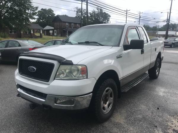 Photo 2004 FORD F150 4X4 V8 5.4L CAB EXT 4D AUTOMATIC 205.000 MILES - $6,100 (THOMASVILLE NC)
