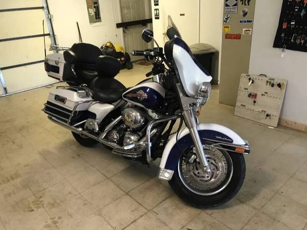 Photo 2007 Harley Ultra Classic Chrome - $10,950 (winston-Salem, NCclaytonautosales.net)