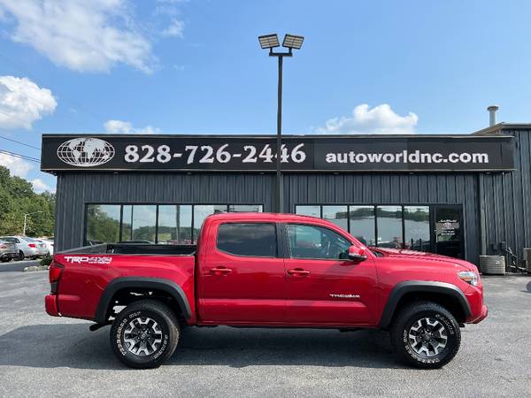 Photo 2019 Toyota Tacoma SR5 Double Cab V6 6AT 4WD, Red - $38,900 (Lenoir, NC)