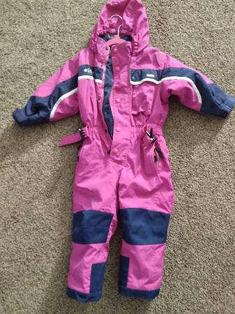 Girls 3T snow suit $30 | Clothing For Sale | Yakima, WA | Shoppok