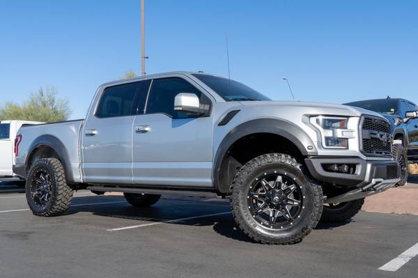 Photo 2018 Ford f-150 f150 f 150 RAPTOR Truck - Lifted Trucks lsaquo image 1 of 24 rsaquo 2021 E Bell Rd (google map)